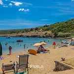 Anna-lena With Pool Close To Sandy * Garica