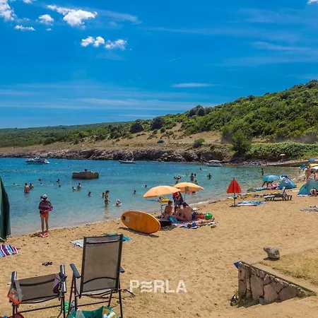 Anna-lena With Pool Close To Sandy * Garica