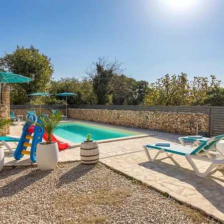Anna-lena With Pool Close To Sandy Villa