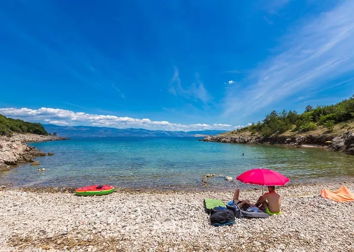 Anna-lena With Pool Close To Sandy * Garica