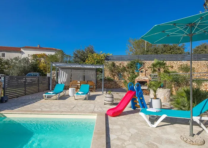 Vila Anna-lena With Pool Close To Sandy *