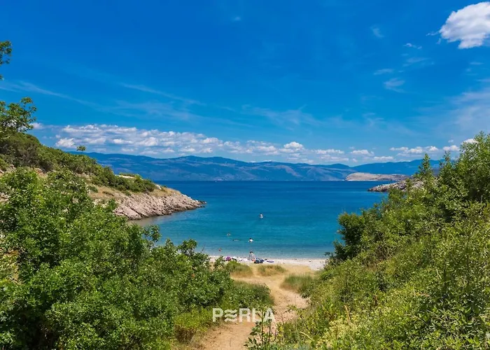 Villa Anna-lena With Pool Close To Sandy Garica